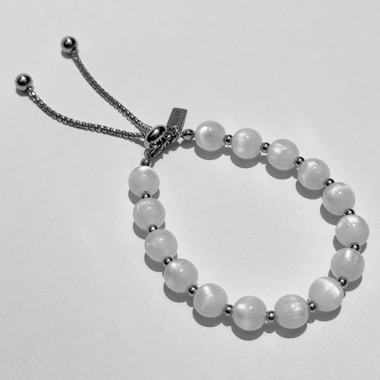 Lucent Bracelet