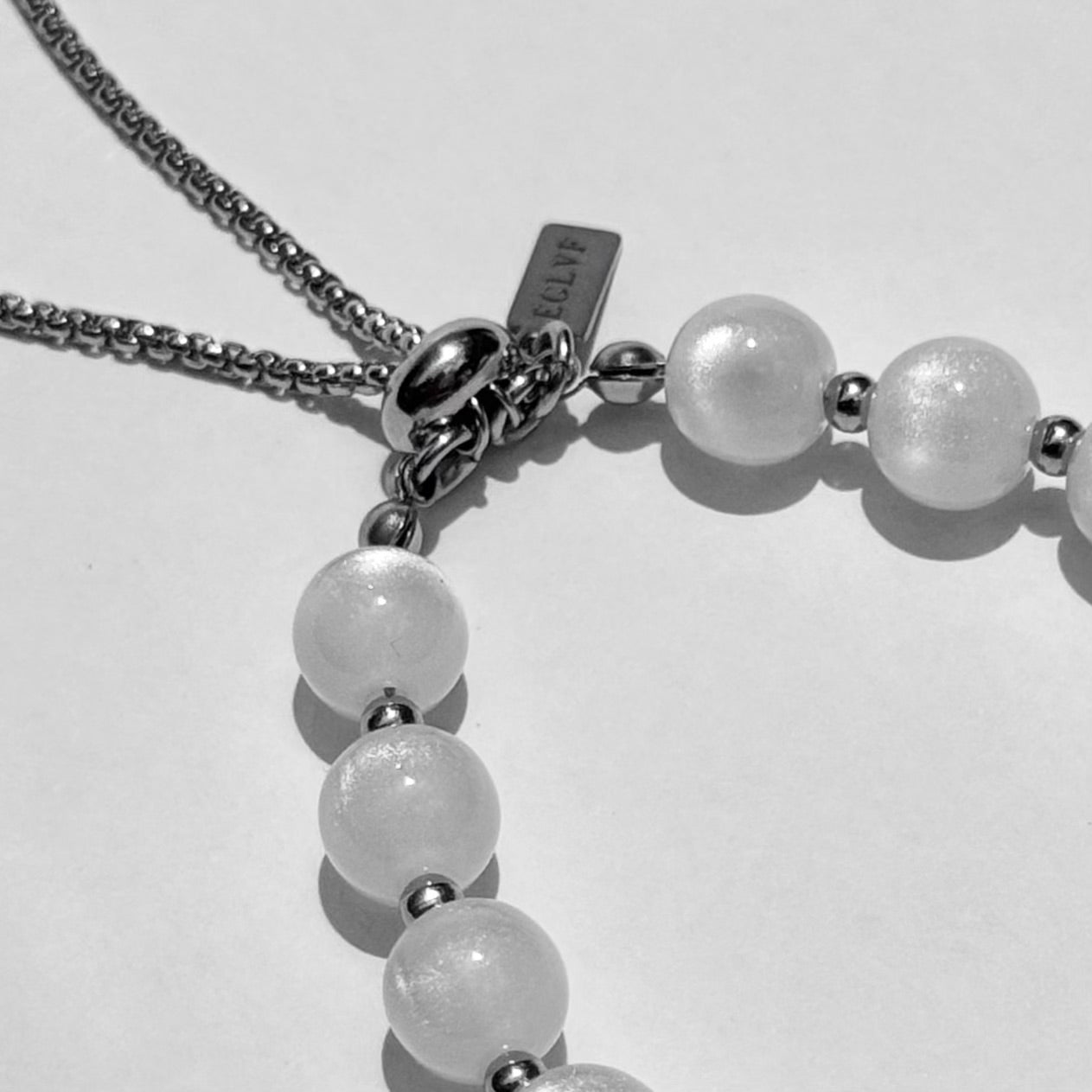 Lucent Bracelet
