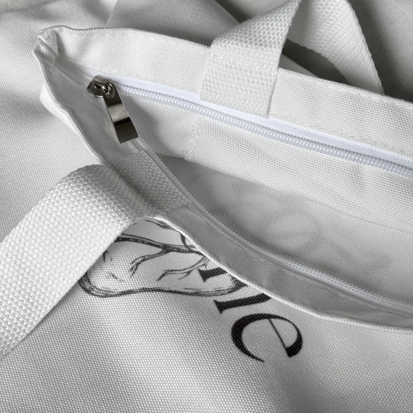 Zero One Core Tote